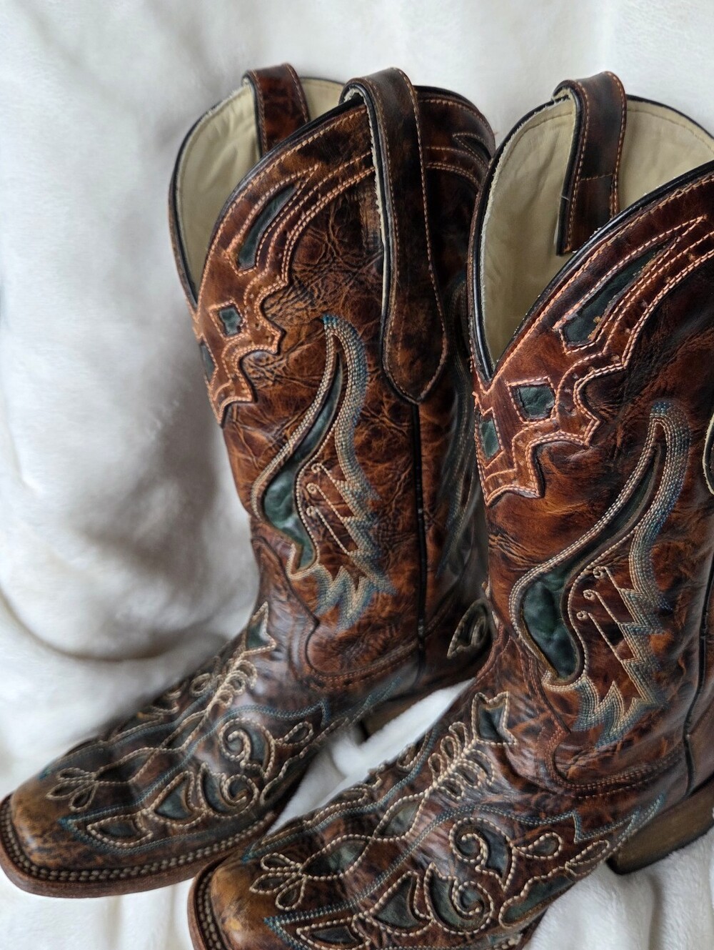 Corral Vintage  Brown Leather Western Cowboy Boots with Turquoise Insets